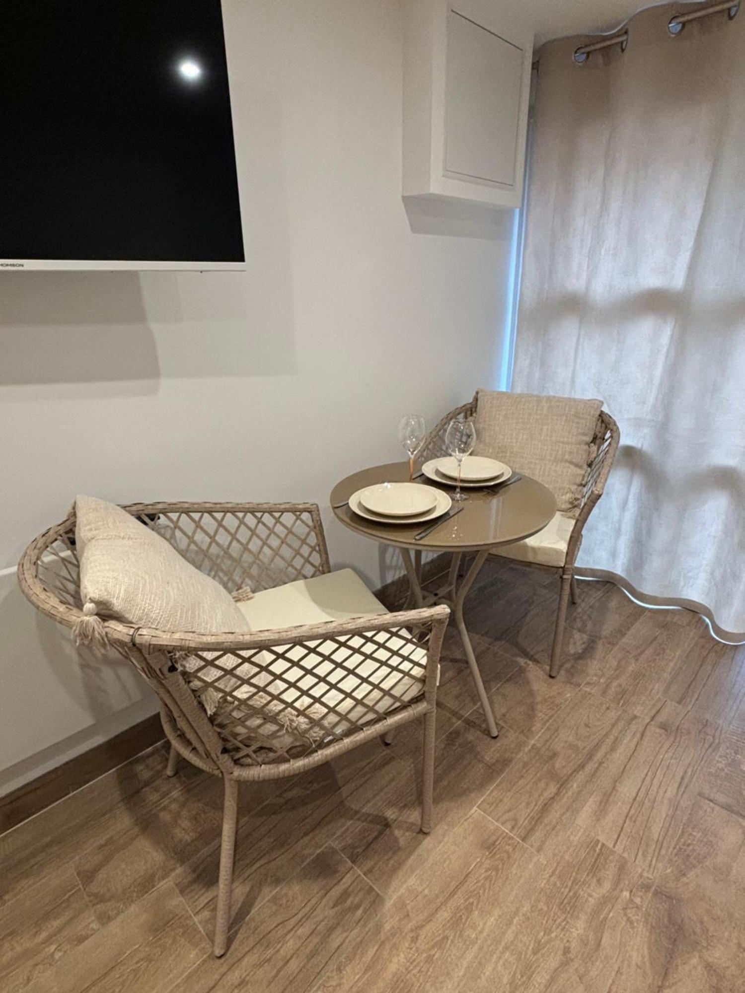 La Ptite Suite De Julie Épernay Dış mekan fotoğraf